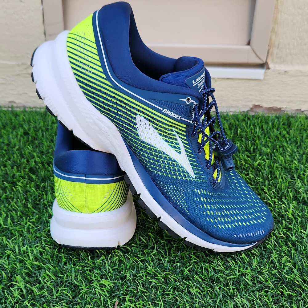 Brooks Men's Blue and Yellow Running Shoes